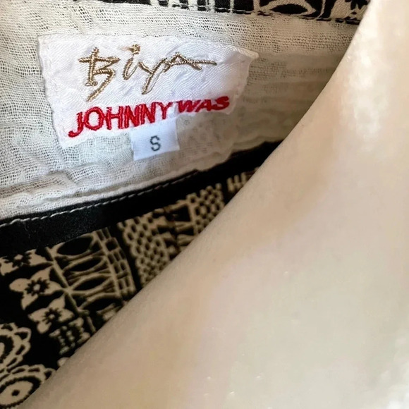 Johnny Was BIYA Floral Embroidered Silk Boho Tunic Blouse - Picture 2 of 6